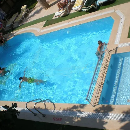 Myra Hotel de apartamente 2*