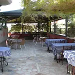 מלון דירות Myra 2*