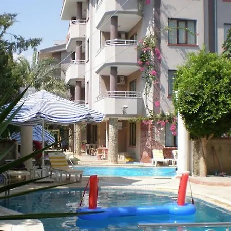 Hotel apartamentowy Myra Side