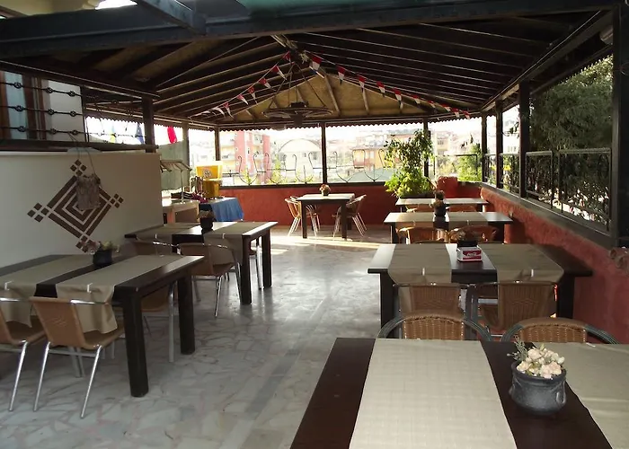 Myra Aparthotel 2*
